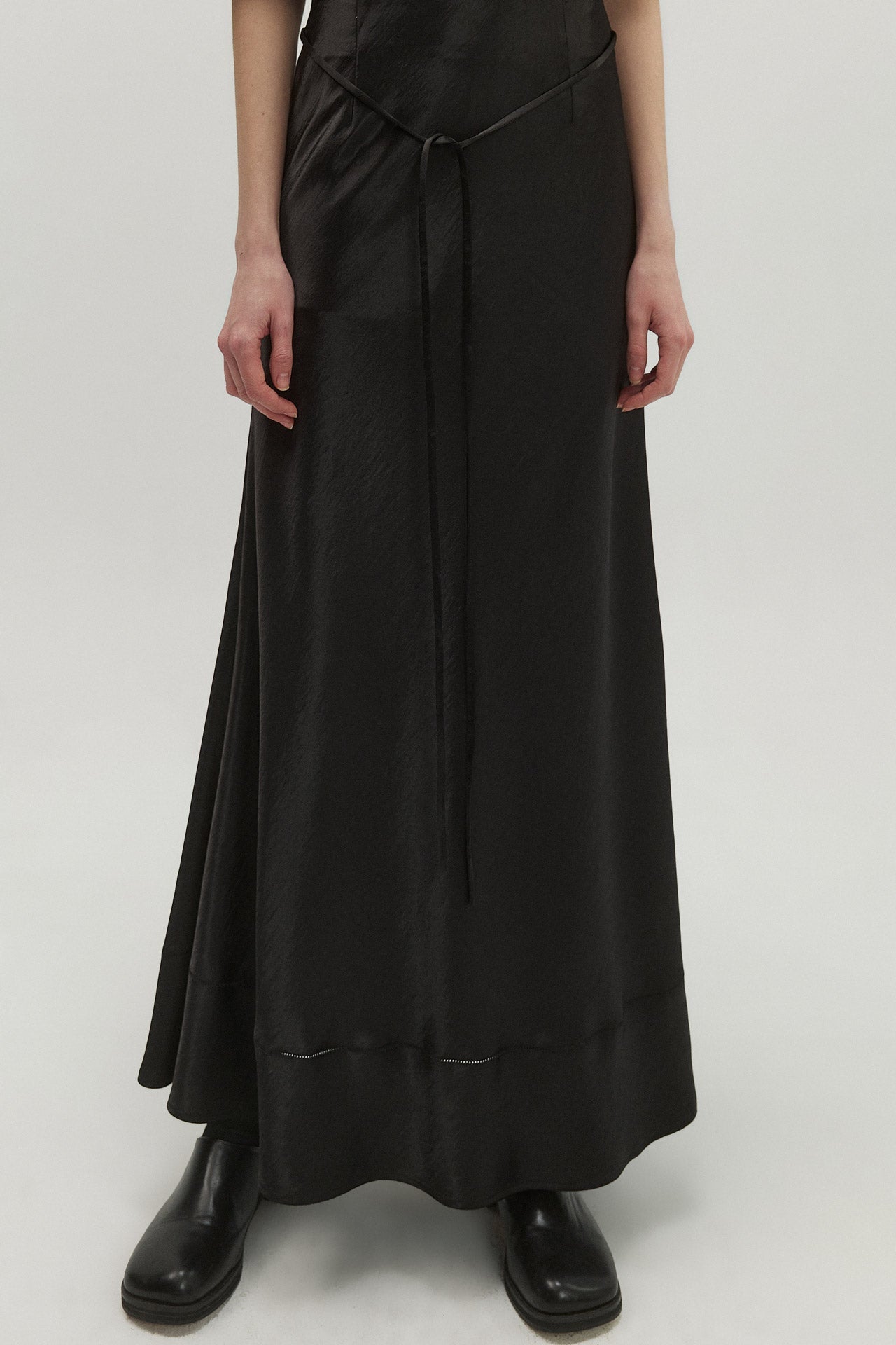SATIN SKIRT