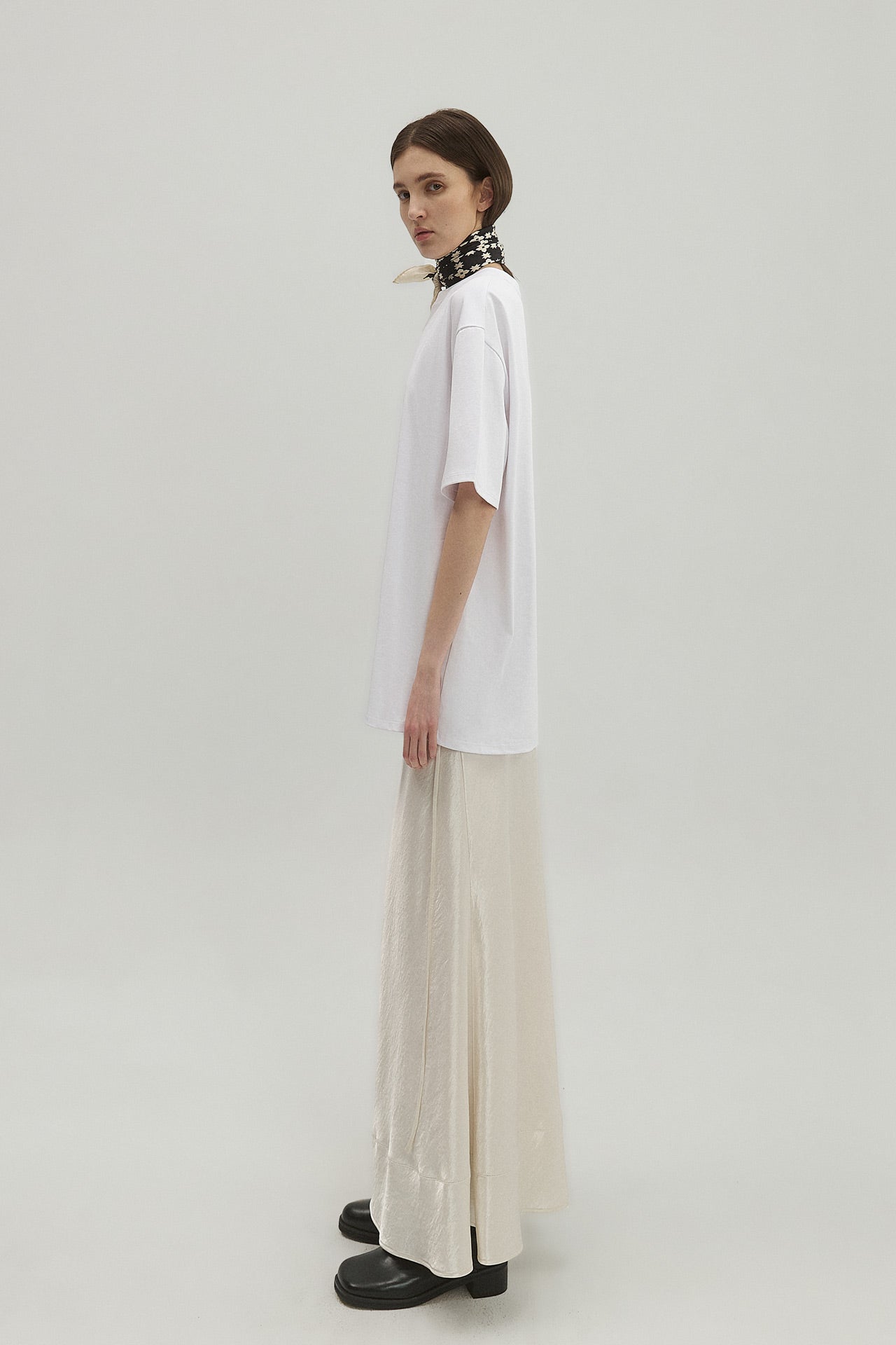 OVERSIZED T-SHIRT