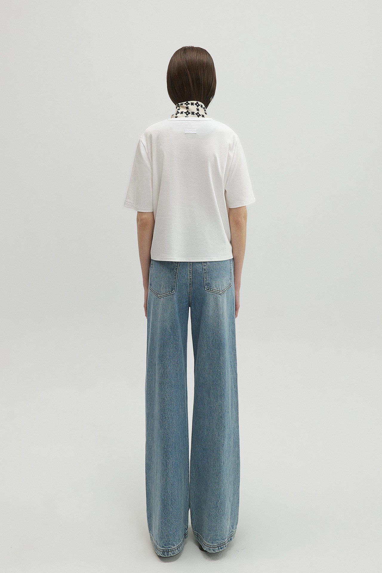 CROPPED T-SHIRT