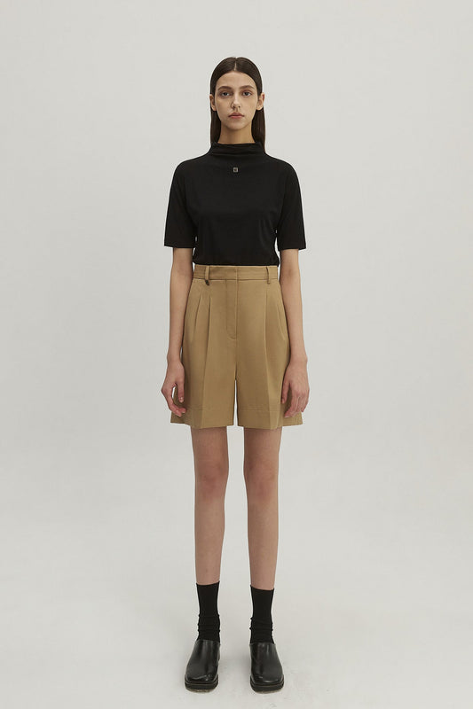 PLEATED SHORTS