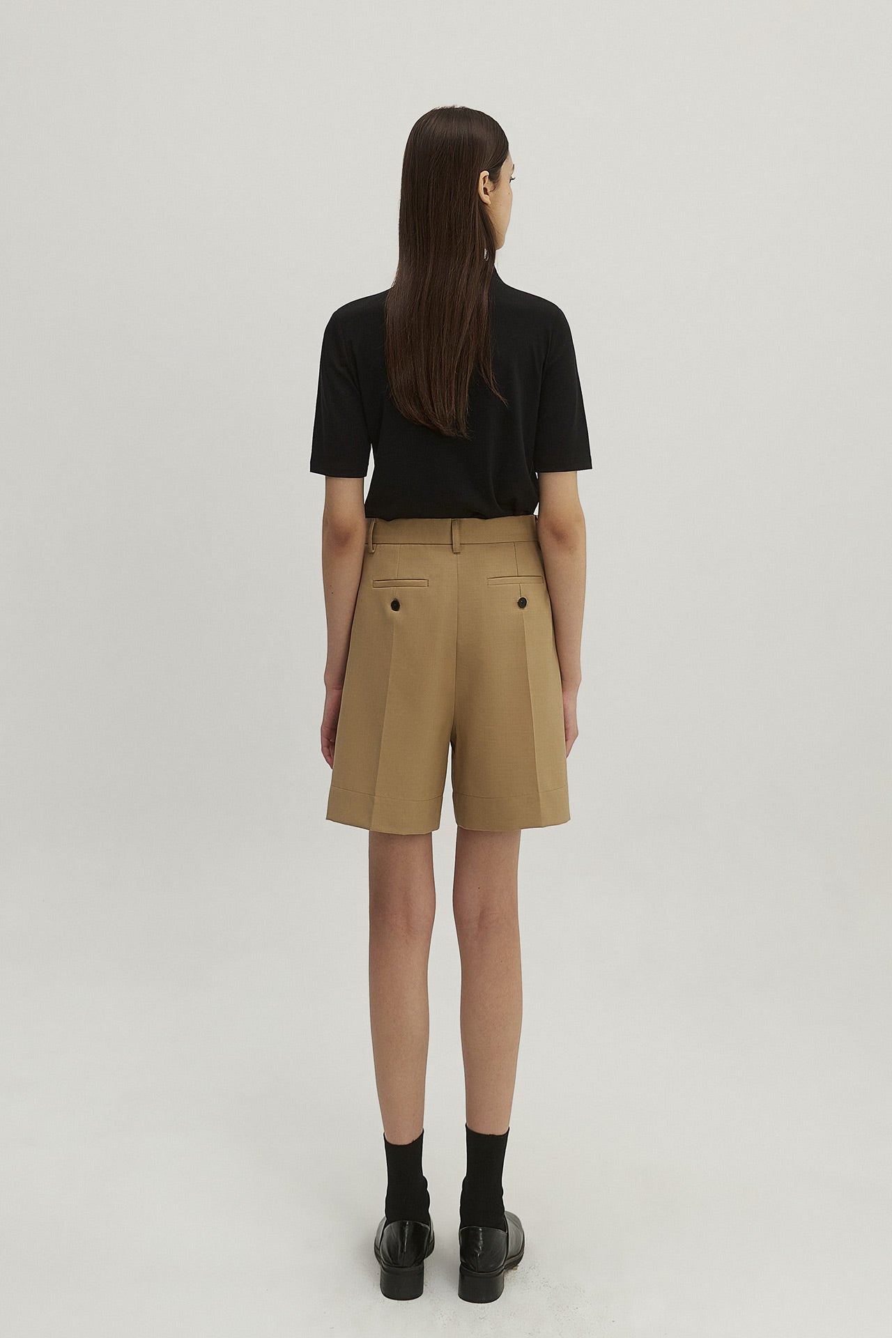 PLEATED SHORTS