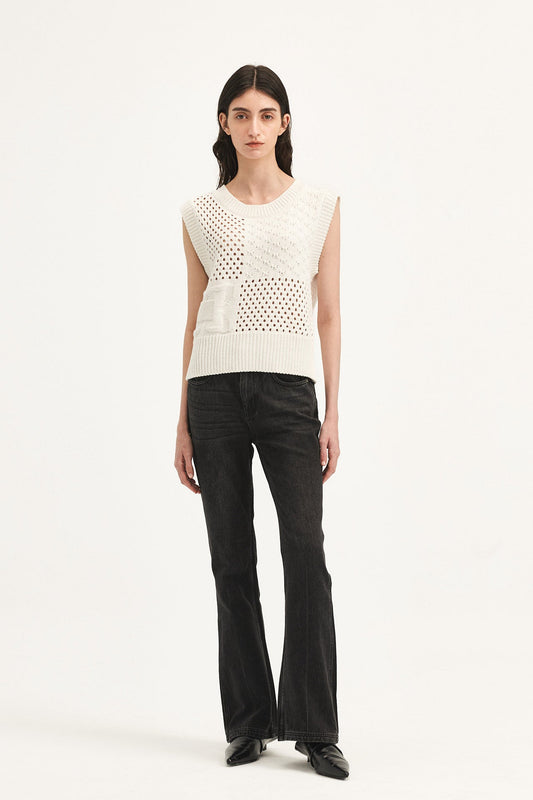 KNIT VEST
