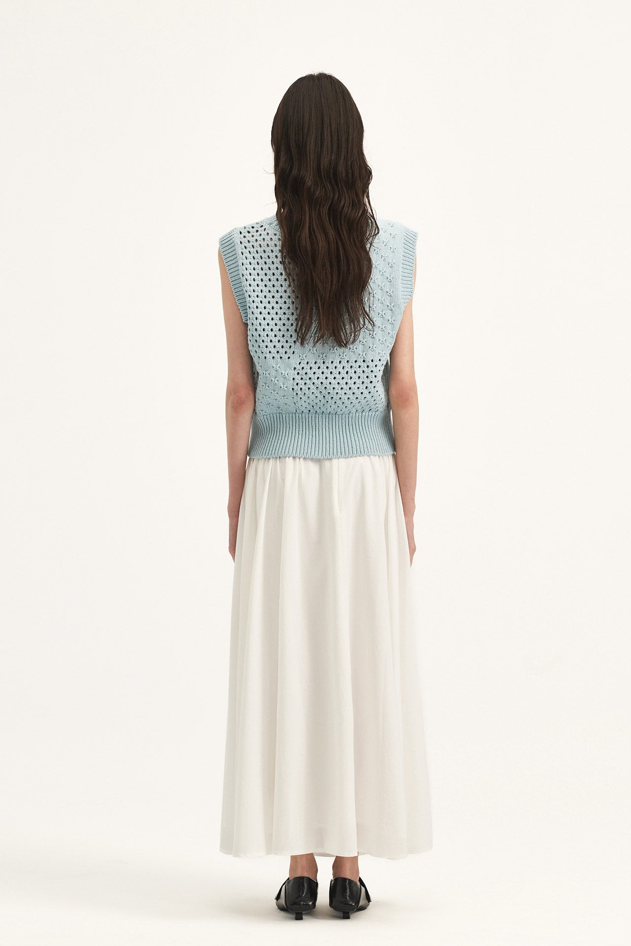 KNIT VEST
