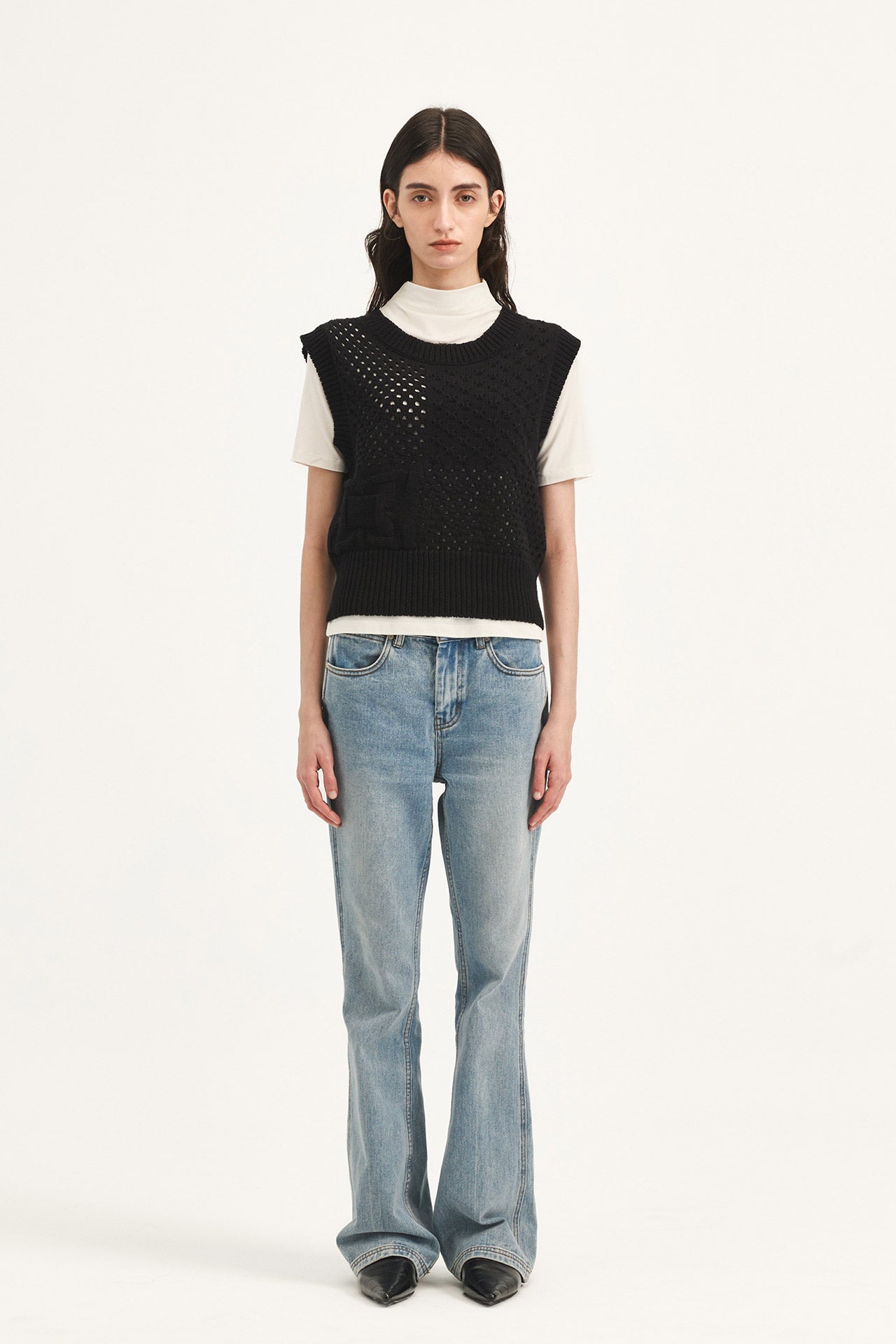 KNIT VEST