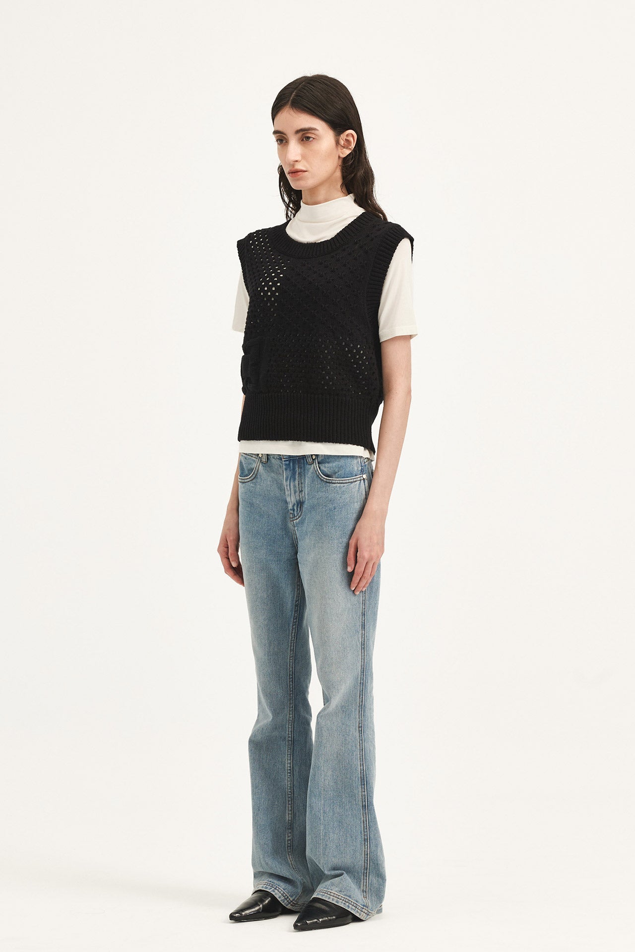 KNIT VEST