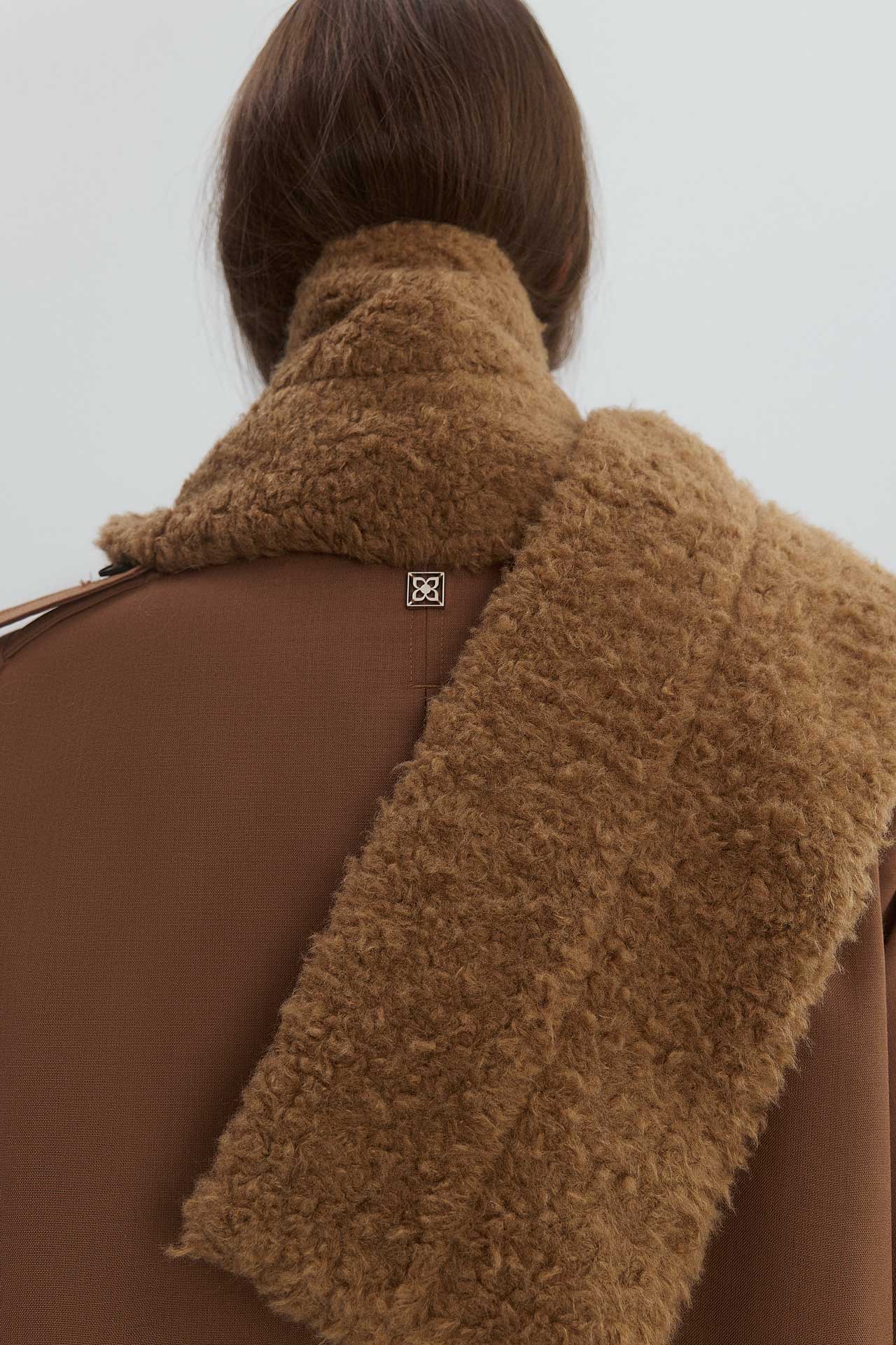 FURRY SCARF