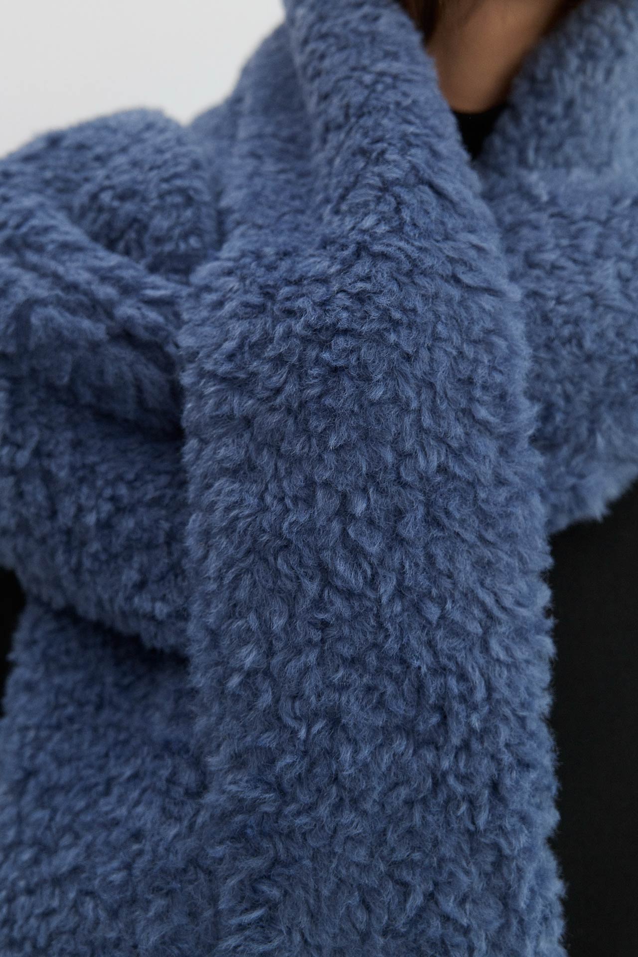 FURRY SCARF