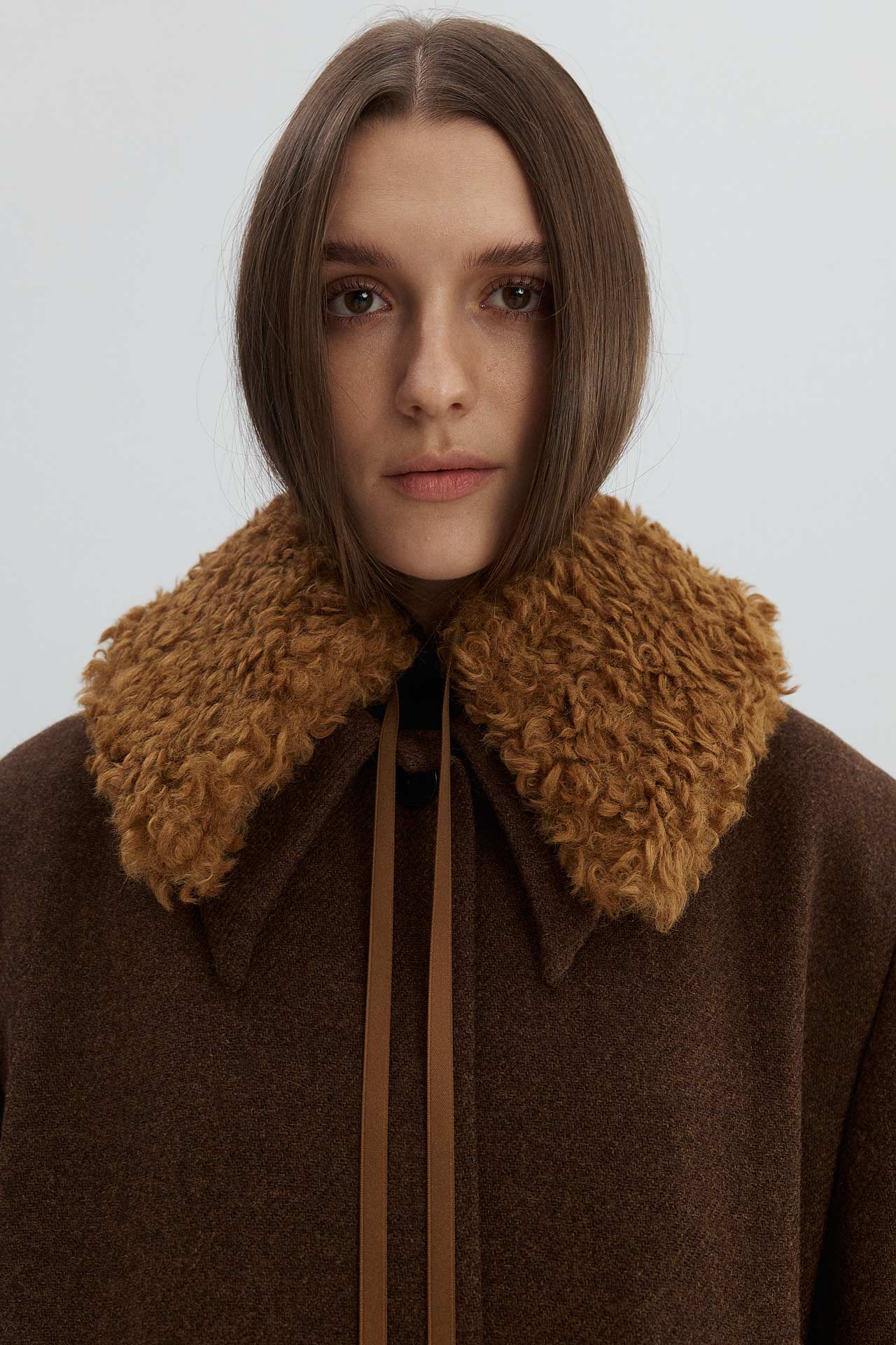 SHEARLING COLLAR