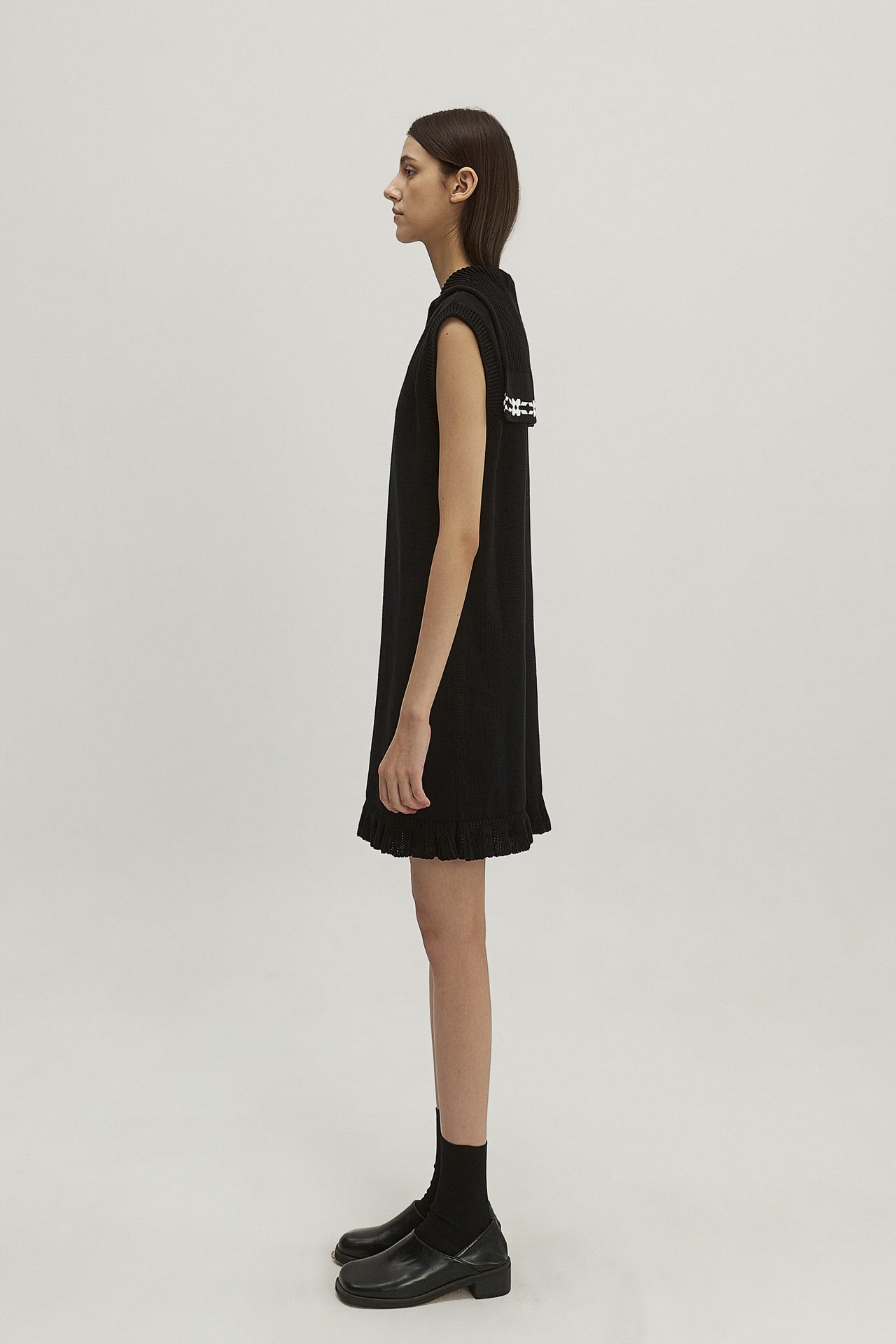 COLLAR KNIT DRESS