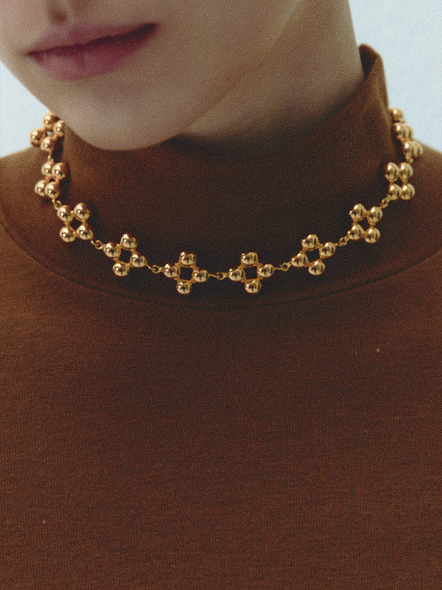 WREATH BERRY NECKLACE