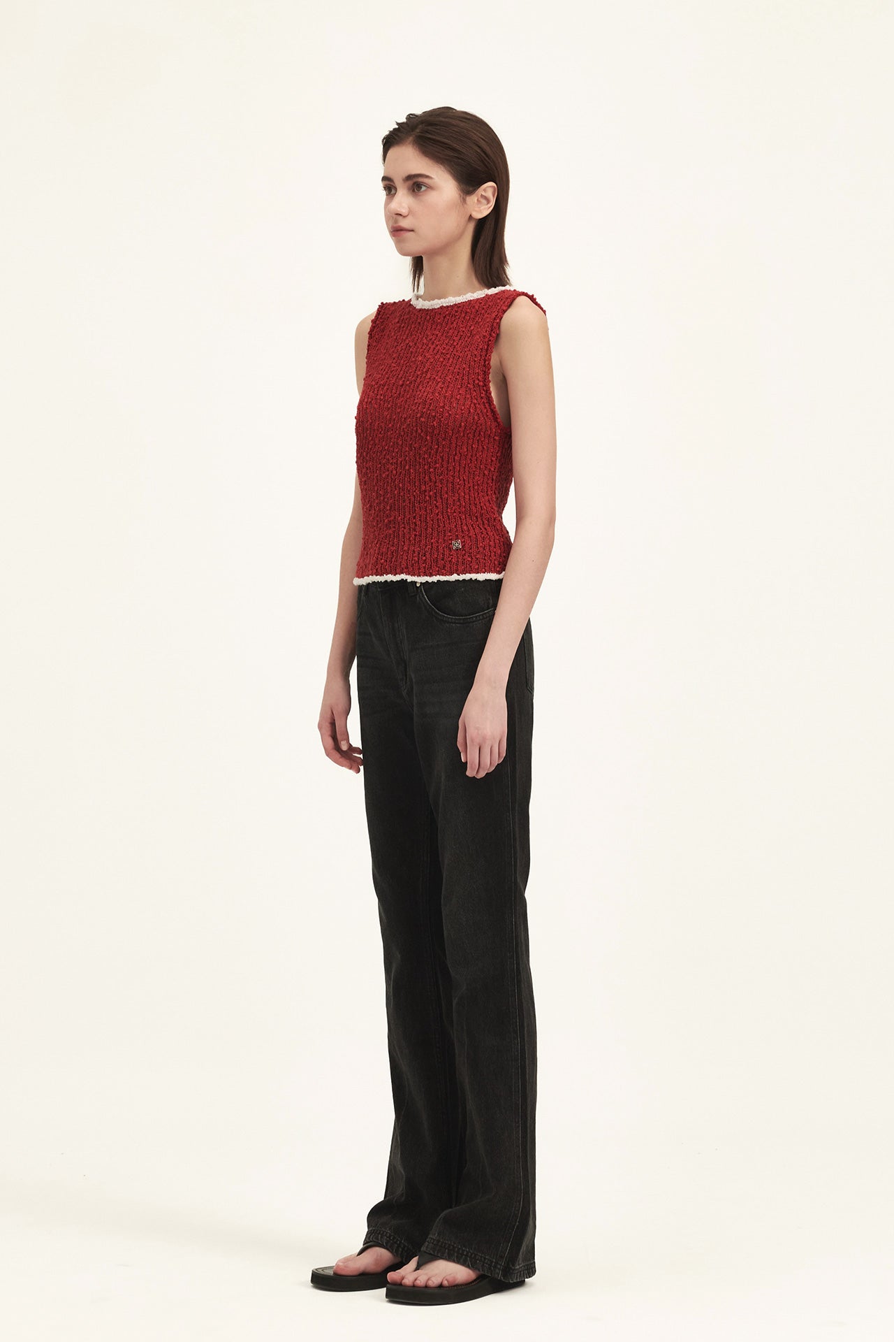 KNIT VEST