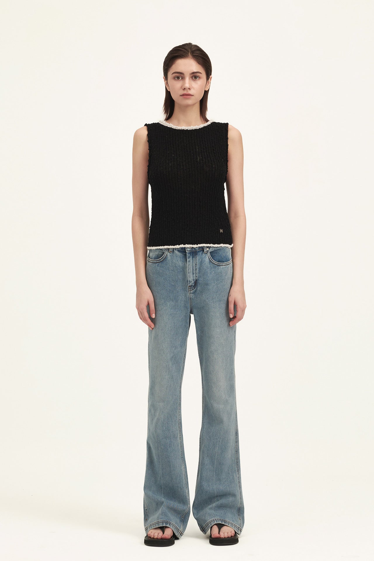 KNIT VEST