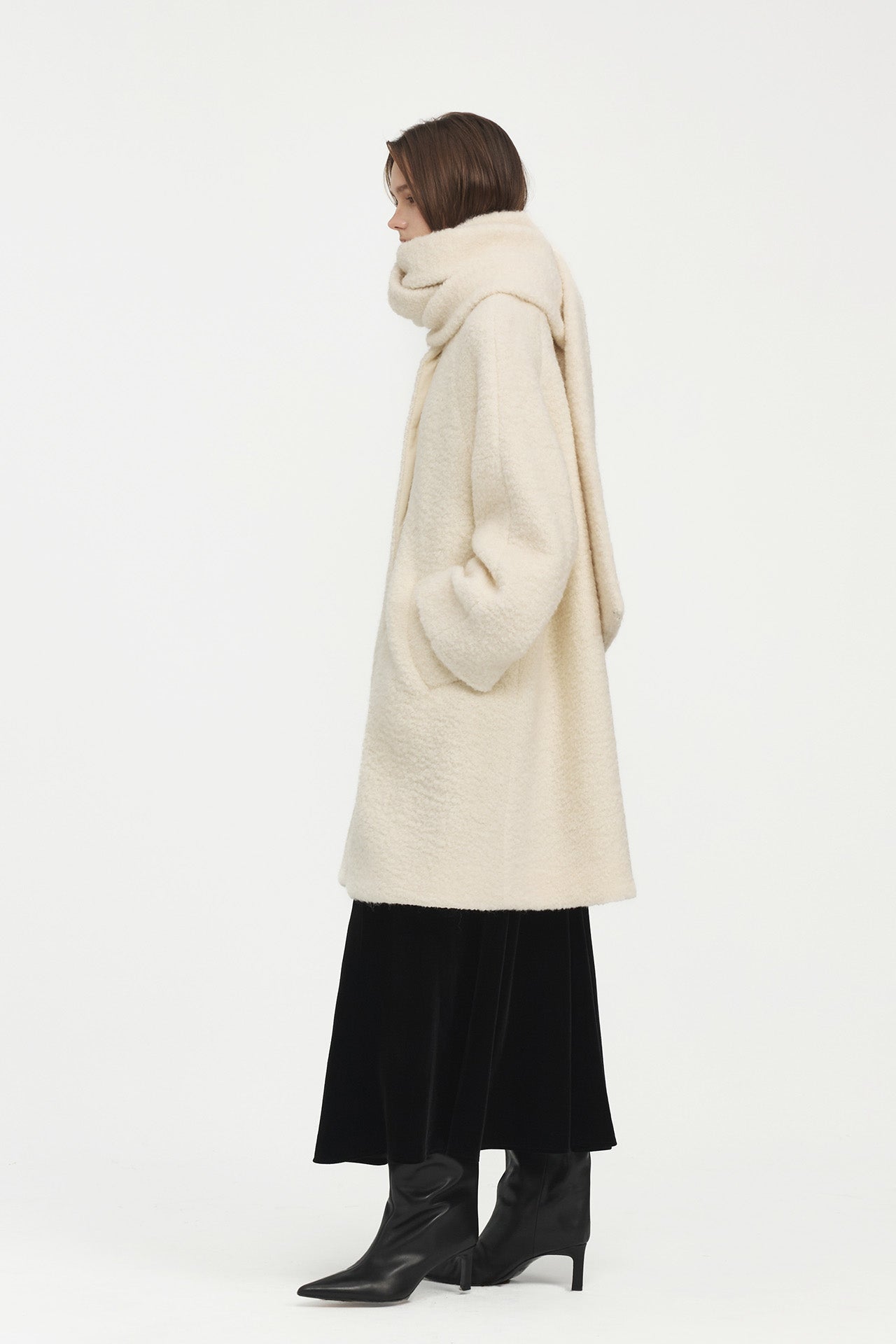 WOOL FURRY SCARF