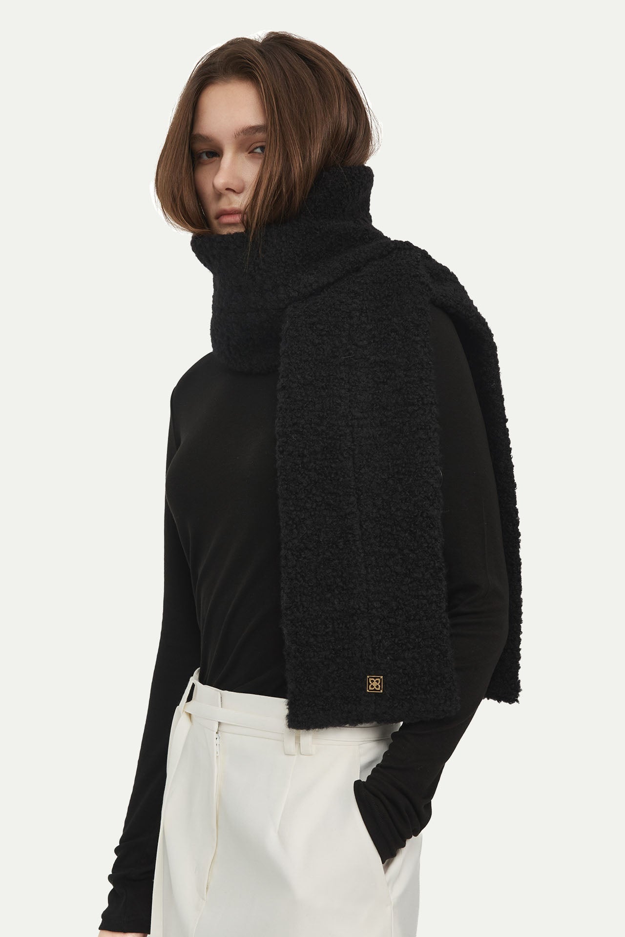 WOOL FURRY SCARF